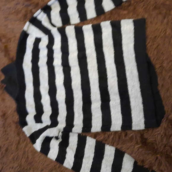 Vtg Striped sweater - Picture 2 of 7